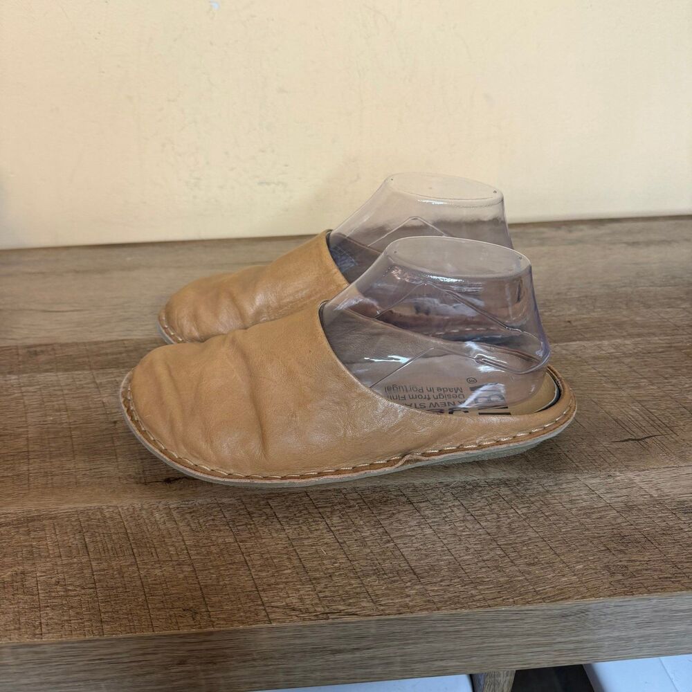 VIBAe ROMA Leather Slippers in Fawn Tan EU size 38 mules shoes
